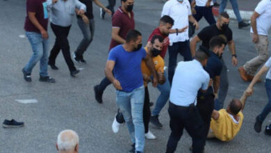 قوات الأمن تعتدي على مسيرة منددة بمقتل نزار بنات في رام الله
